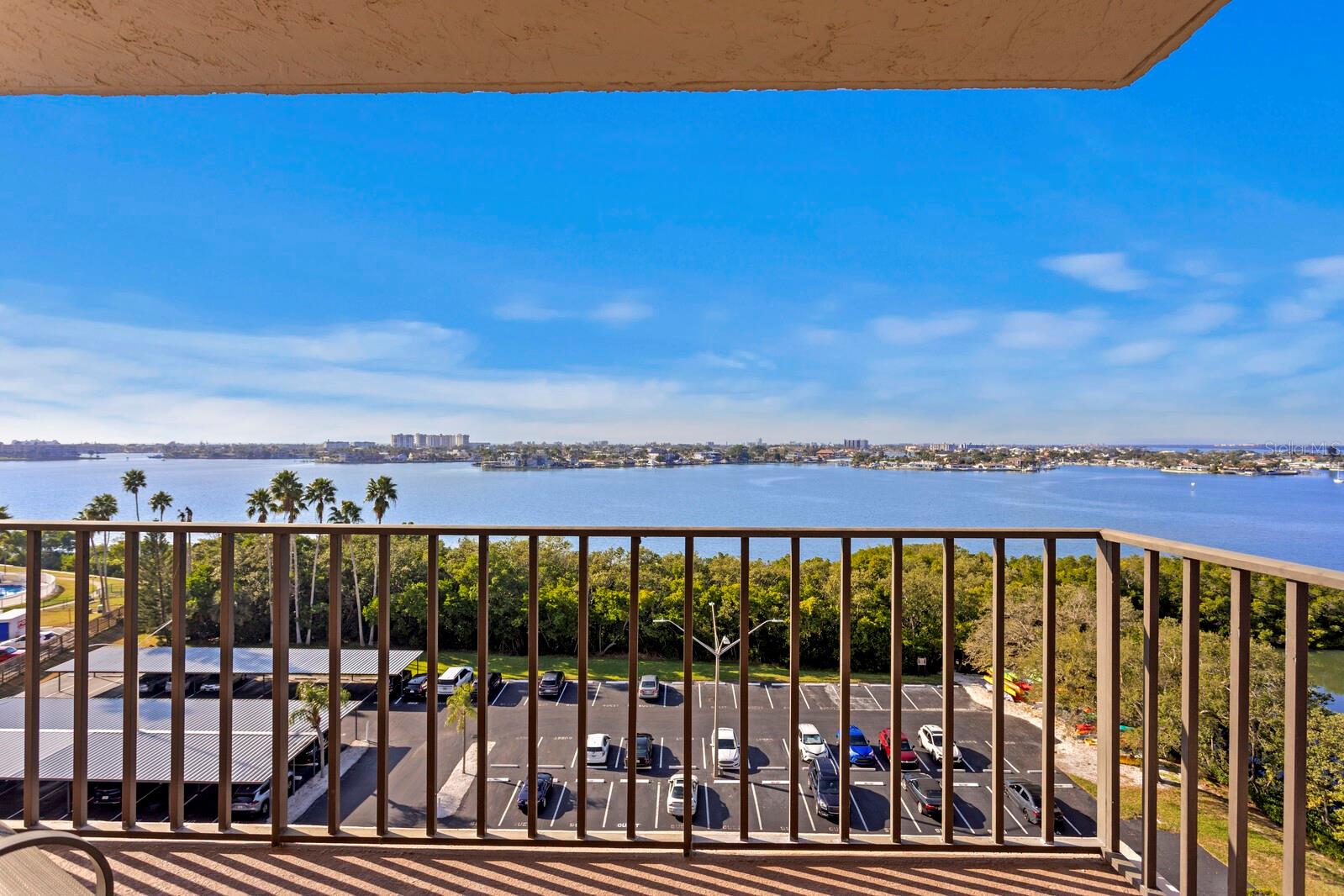 CHATEAU TOWER CONDO - Residential