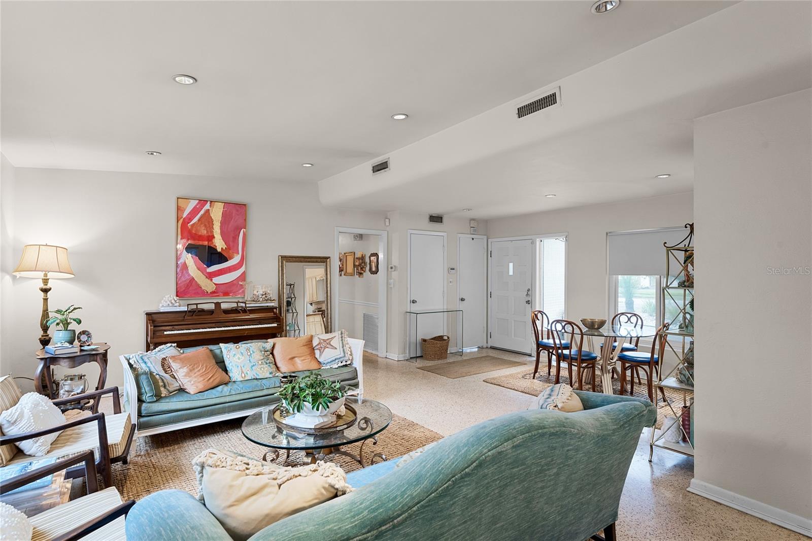 3431 WILDER LANE