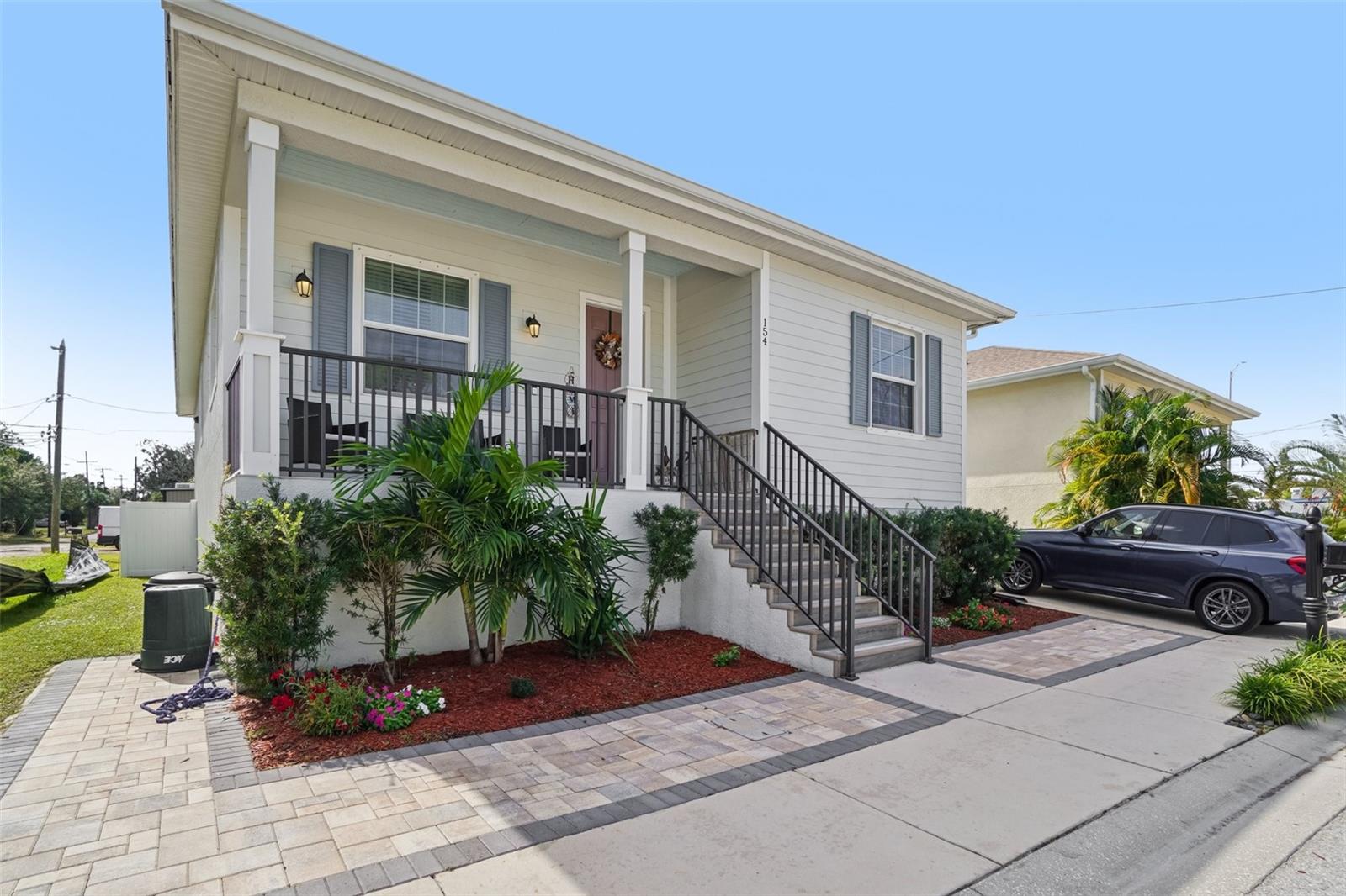 RIVERVIEW - Residential