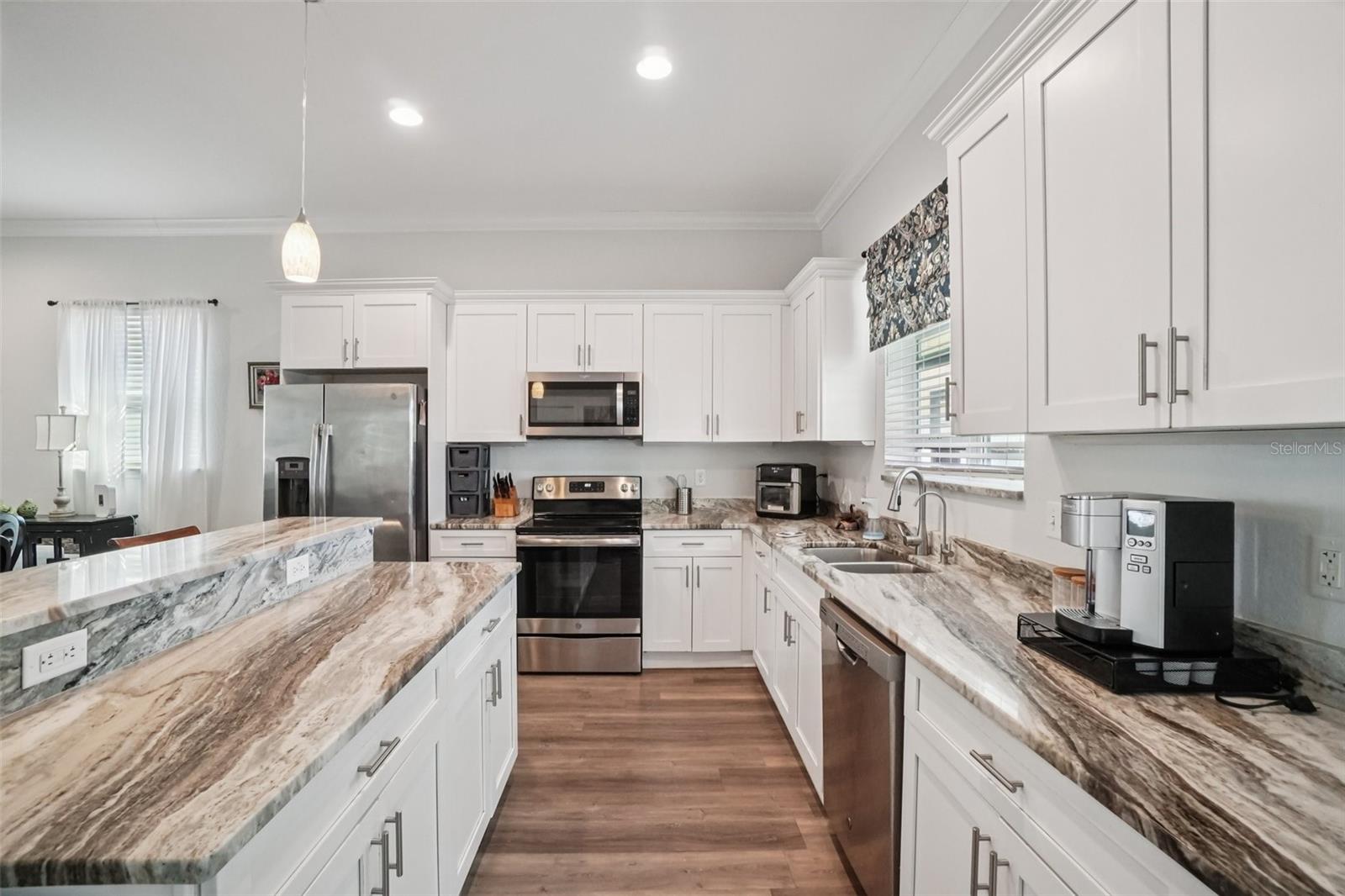 RIVERVIEW - Residential