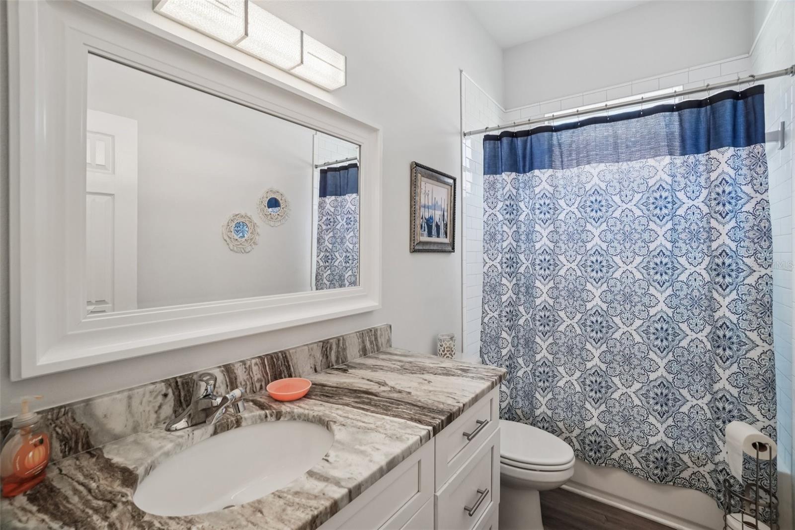 RIVERVIEW - Residential