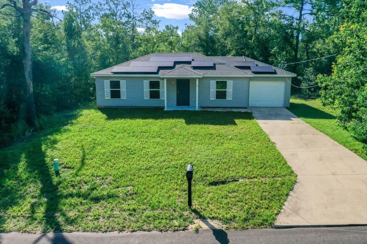 Built in 2019, this well-kept 3-bedroom, 2-bathroom home features a split floorplan and fresh interior paint, giving it a clean and welcoming feel. The open layout offers both comfort and functionality, perfect for anyone looking for easy living.
Enjoy the benefits of solar energy, along with a private well and septic system—adding both efficiency and savings.
Tucked away in a peaceful, up-and-coming neighborhood, this home also boasts a prime location—just minutes from schools, shopping, and everyday conveniences. You'll love the balance of quiet living with easy access to everything you need.
Don’t miss the opportunity to own a move-in-ready home in a growing area!