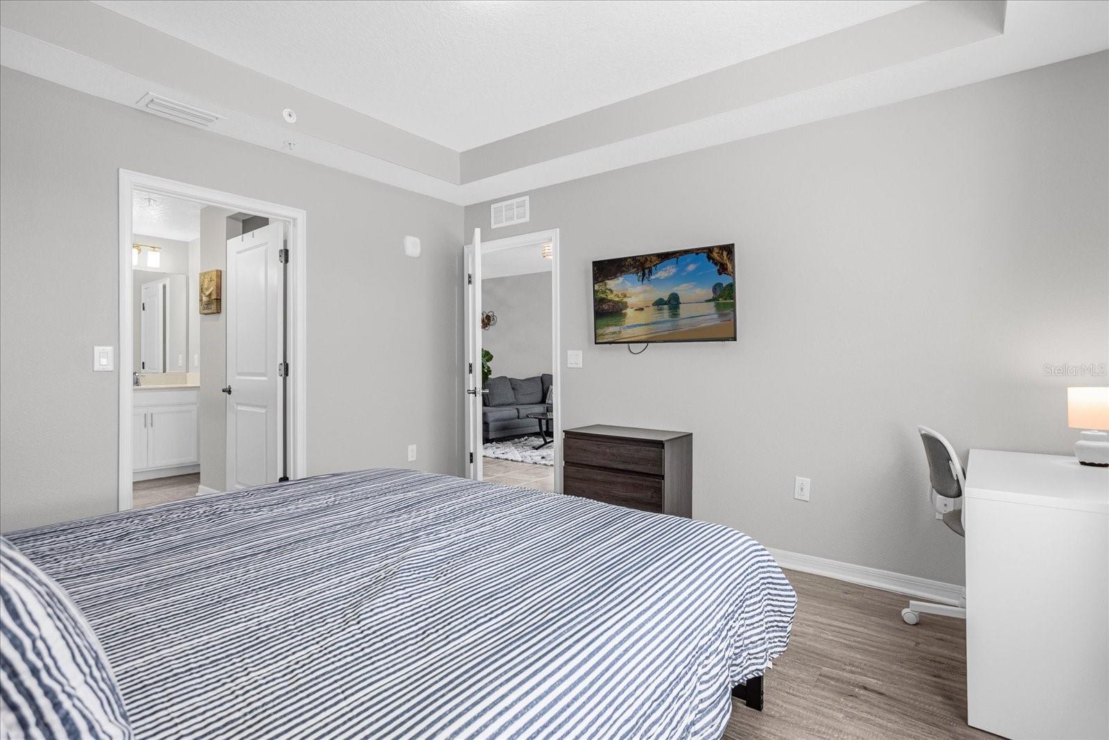 THE TERRACES AT STOREY LAKE CONDO 1 PH 4 - Residential