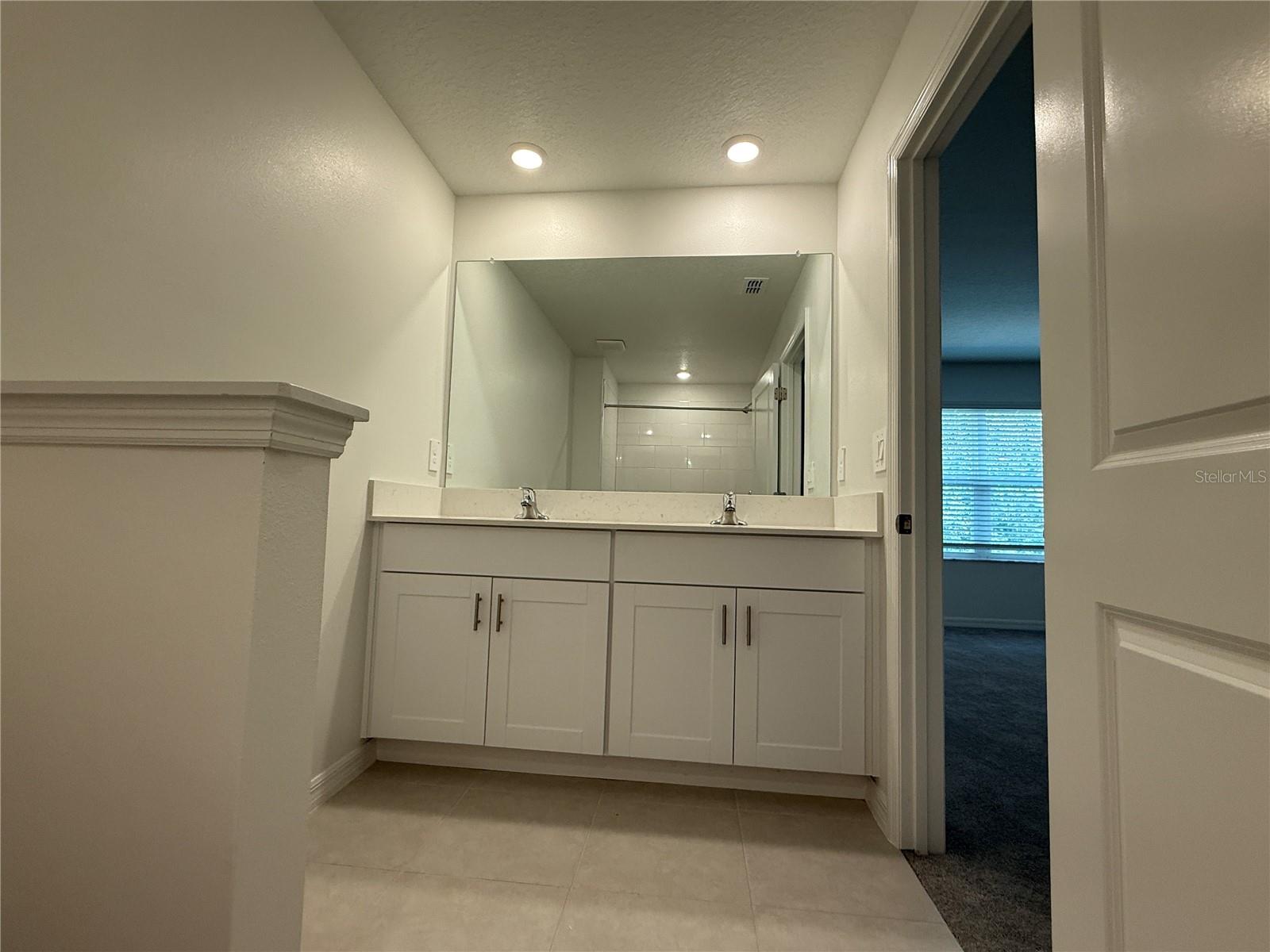 MIRADA TOWNHOMES - Residential Lease