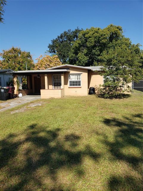 Photo of 637 W Harding Street, Orlando, FL 32805 (MLS # O6362114)