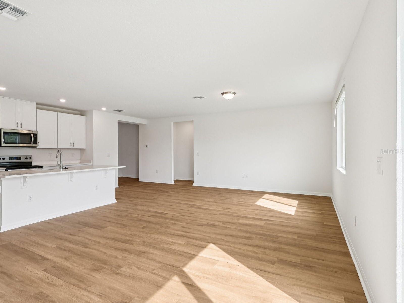 BENTON HILLS - Residential