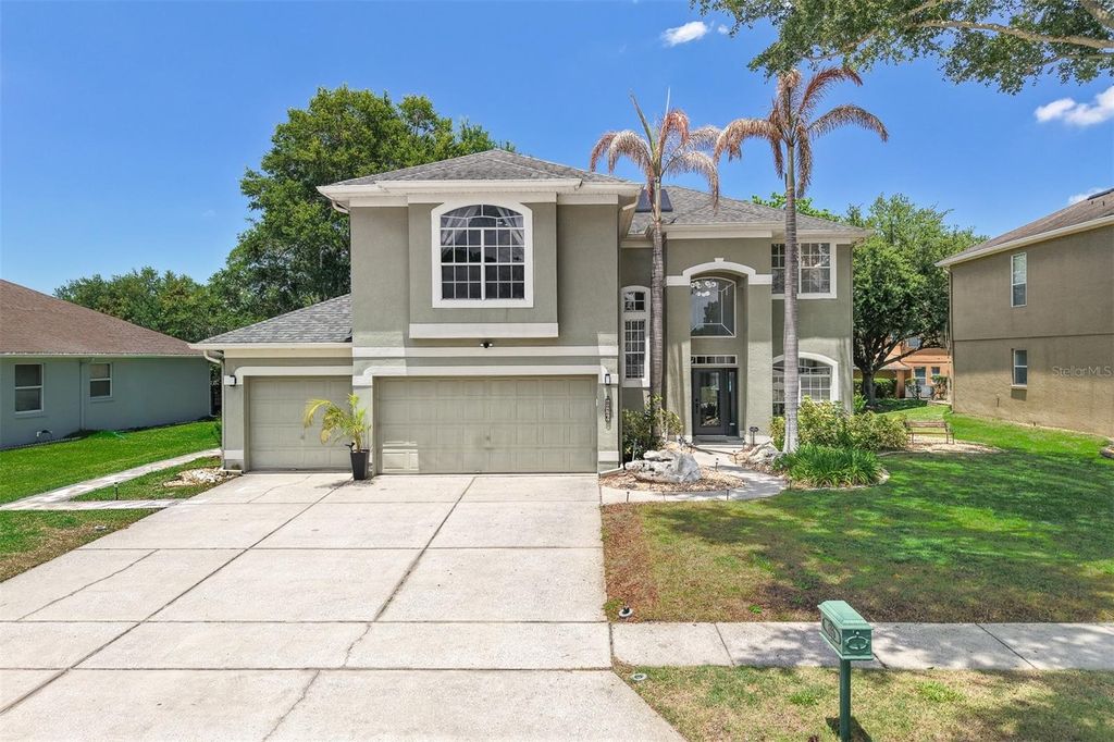 Photo of 816 Lancer Circle, Ocoee, FL 34761 (MLS # O6407417)