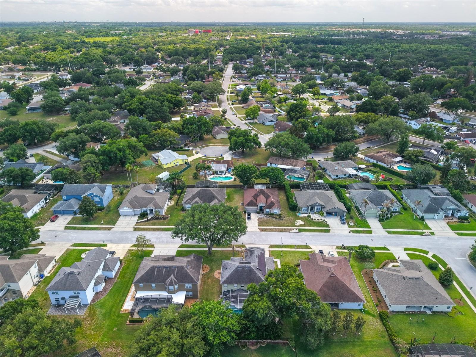 ADMIRAL POINTE - Residential