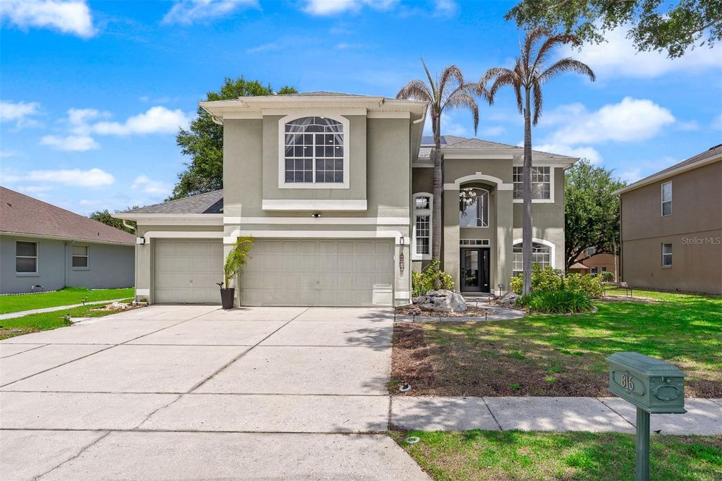 Photo of 816 Lancer Circle, Ocoee, FL 34761 (MLS # O6407417)