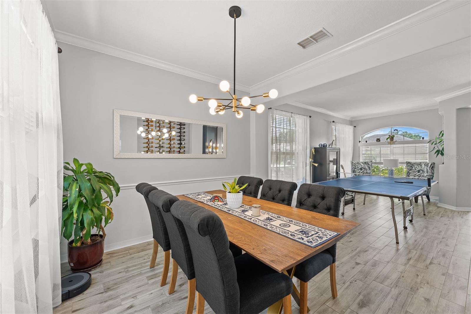 ADMIRAL POINTE - Residential