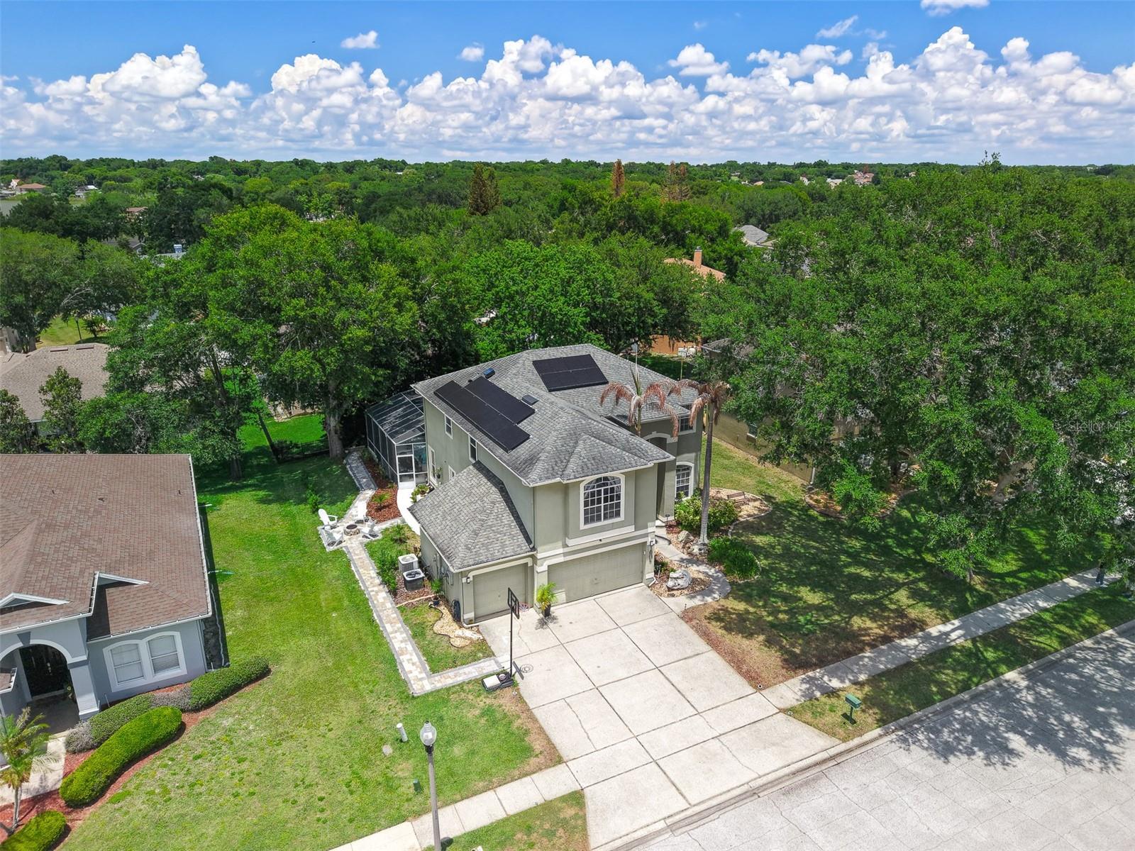 ADMIRAL POINTE - Residential