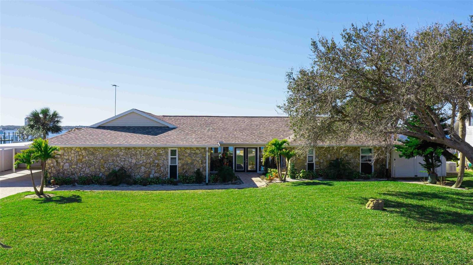 2912 RIVER POINT DRIVE