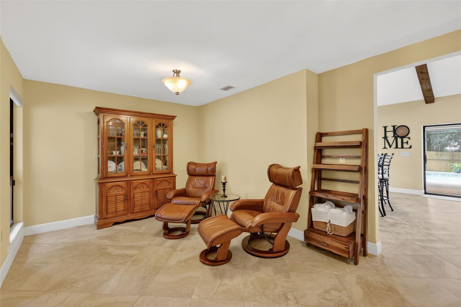 LAKE FOREST SUB - Residential