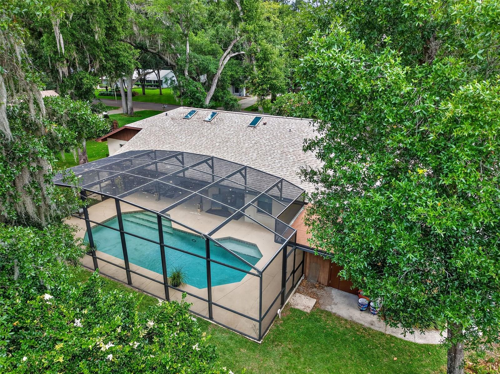 LAKE FOREST SUB - Residential