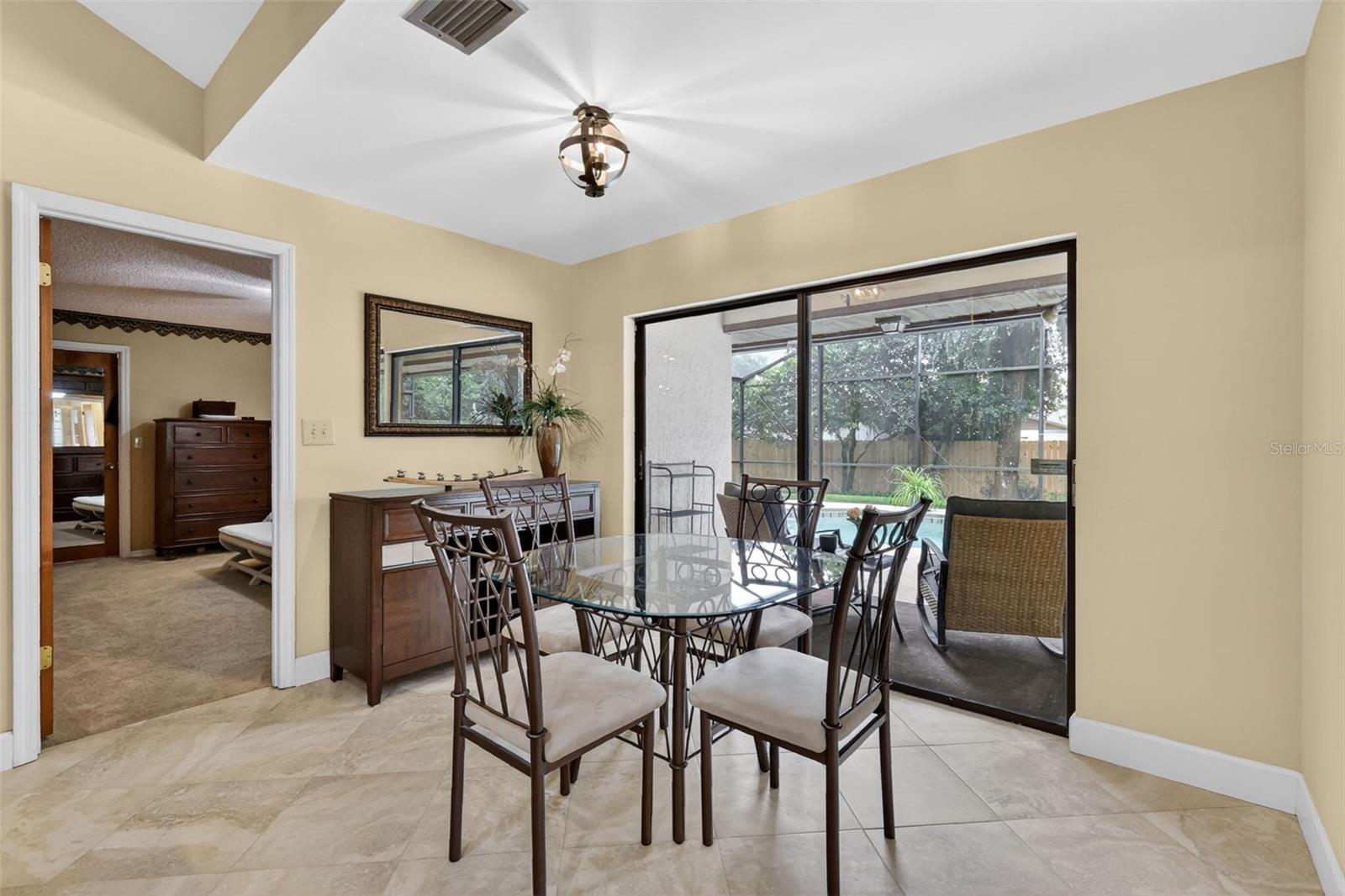 LAKE FOREST SUB - Residential