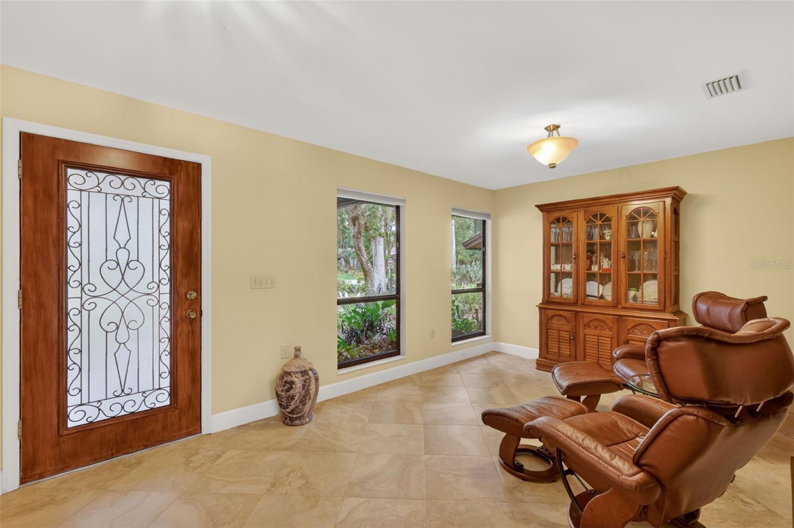 LAKE FOREST SUB - Residential