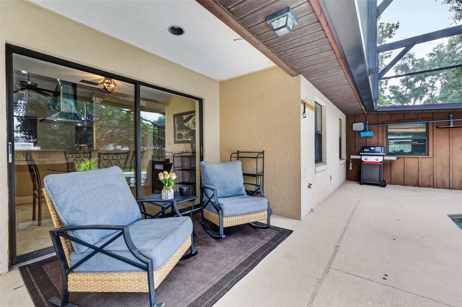 LAKE FOREST SUB - Residential