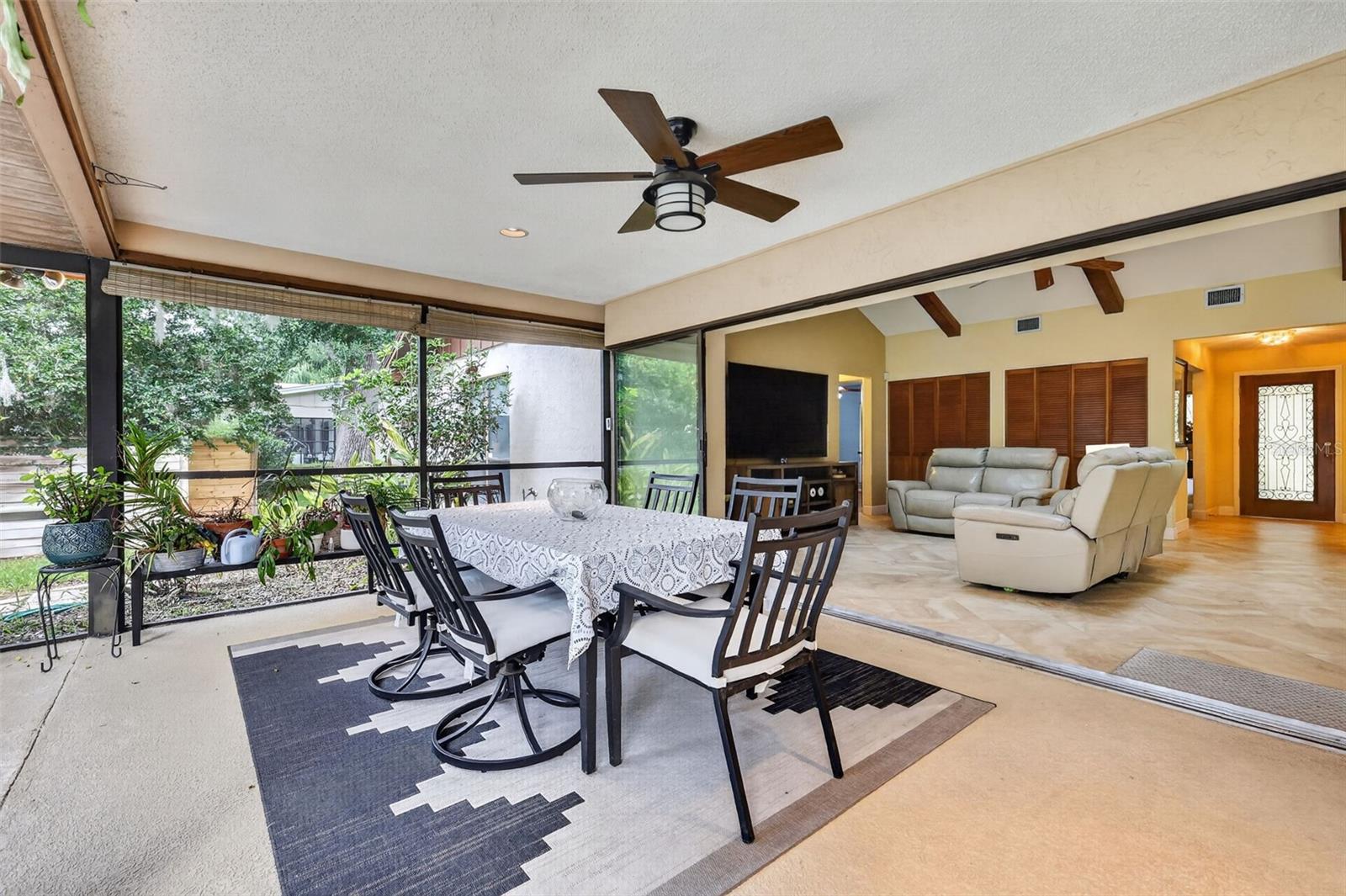 LAKE FOREST SUB - Residential