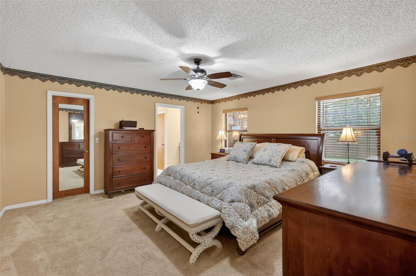 LAKE FOREST SUB - Residential