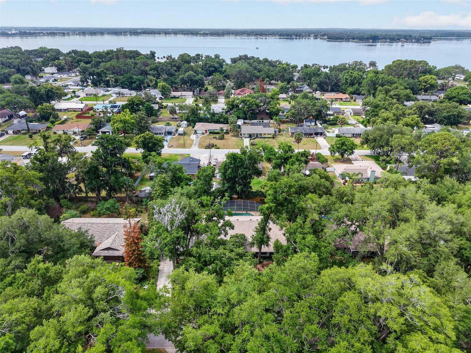 LAKE FOREST SUB - Residential