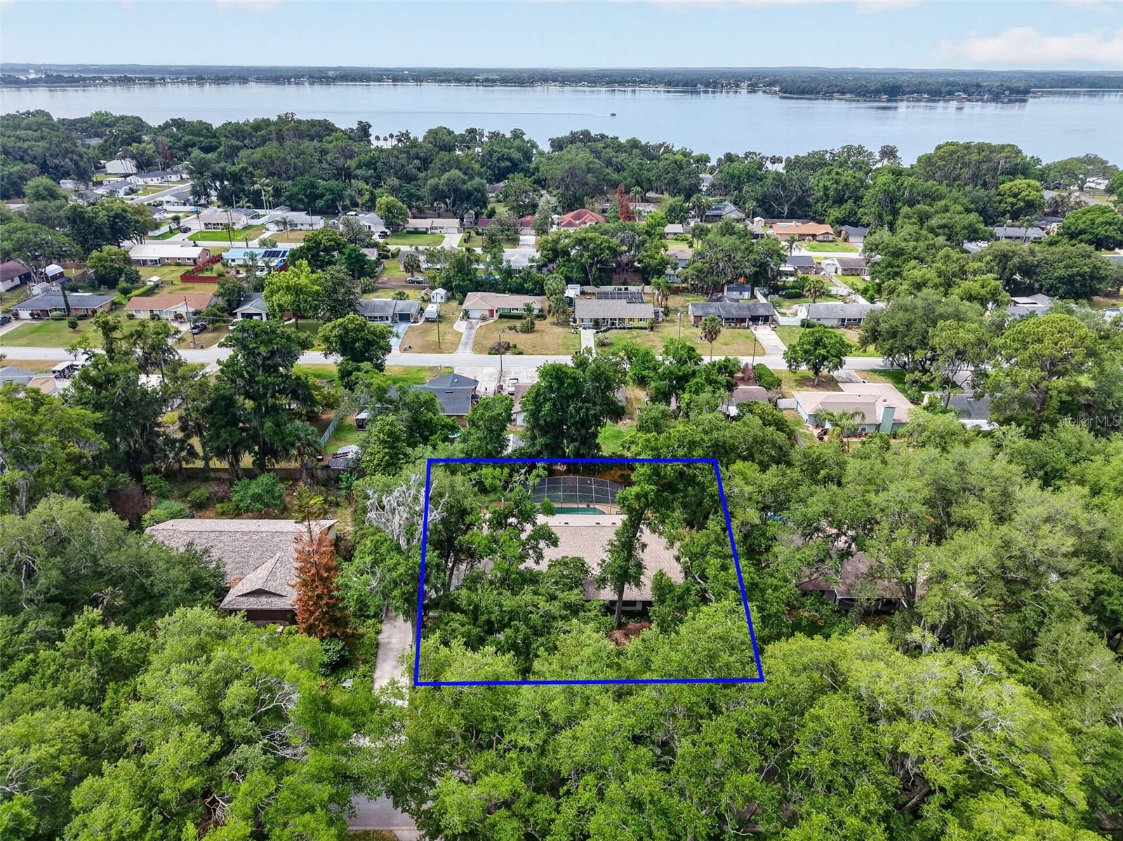 LAKE FOREST SUB - Residential
