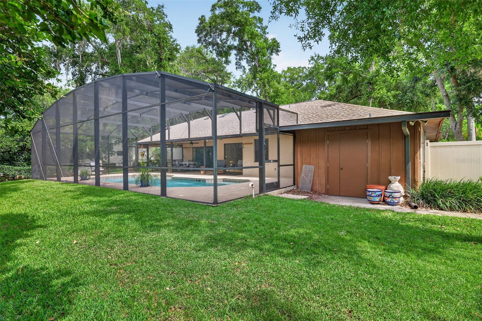 LAKE FOREST SUB - Residential