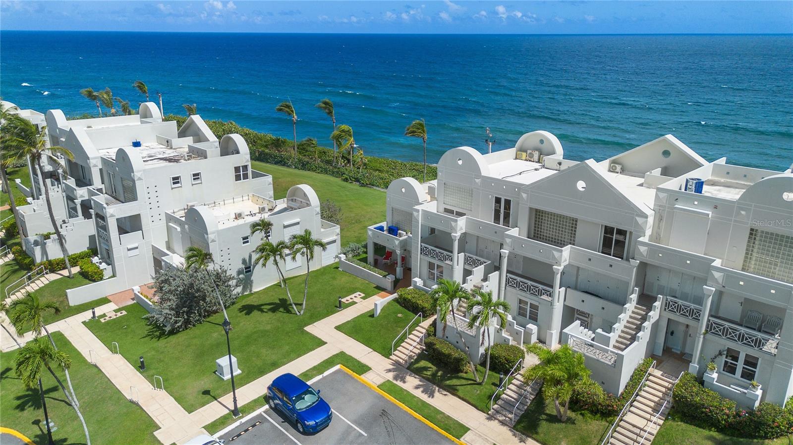 COSTA DORADA - Residential