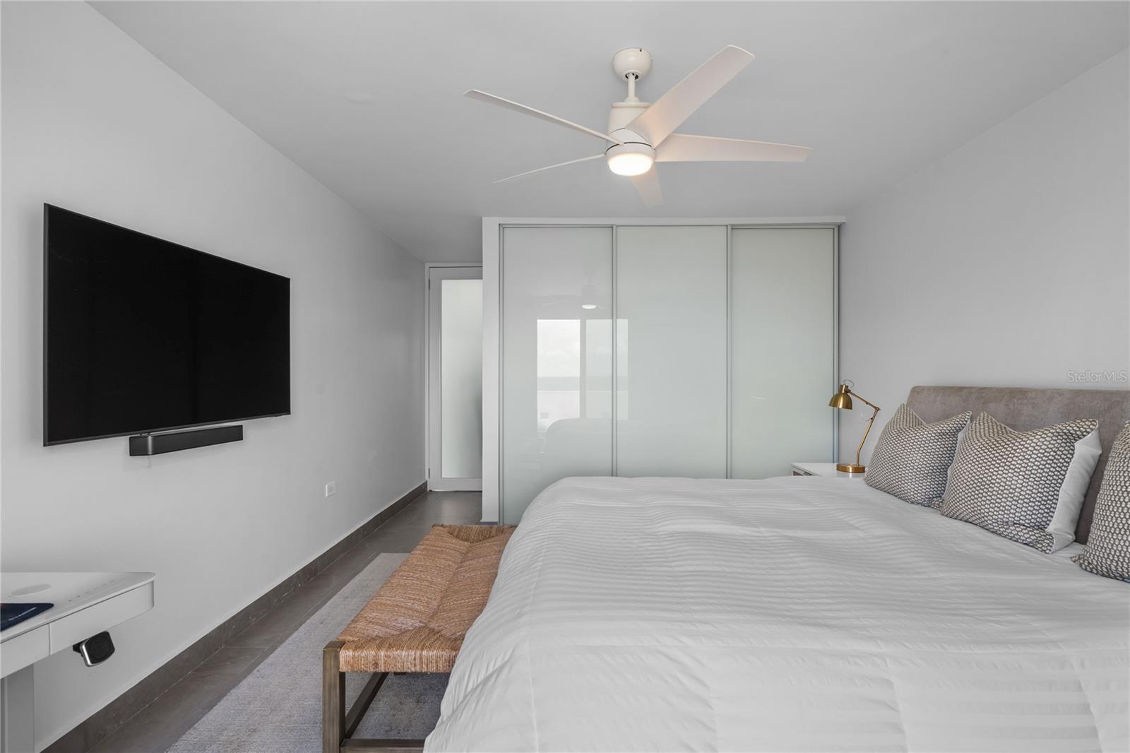 COSTA DORADA - Residential