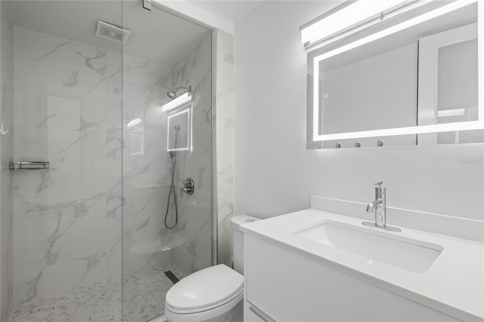 COSTA DORADA - Residential