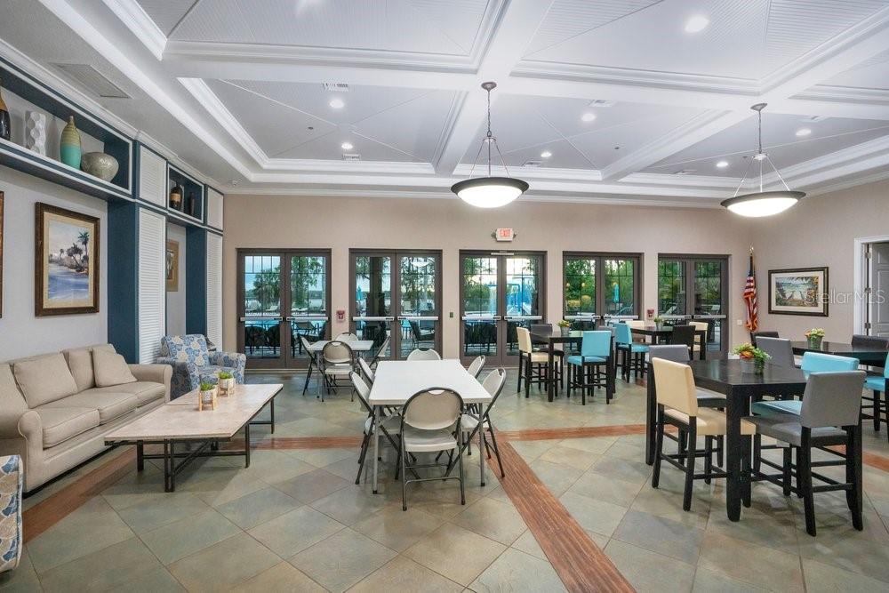 WATERS EDGE 01 - Residential