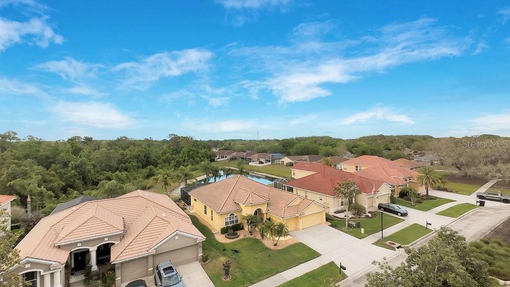 WATERS EDGE 01 - Residential