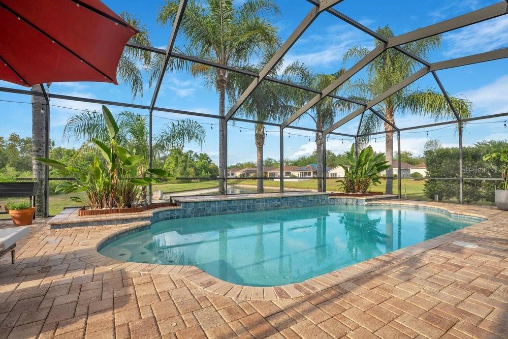 WATERS EDGE 01 - Residential