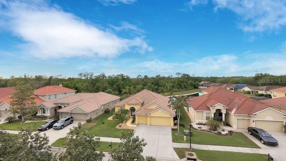 WATERS EDGE 01 - Residential