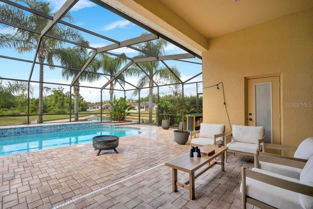 WATERS EDGE 01 - Residential