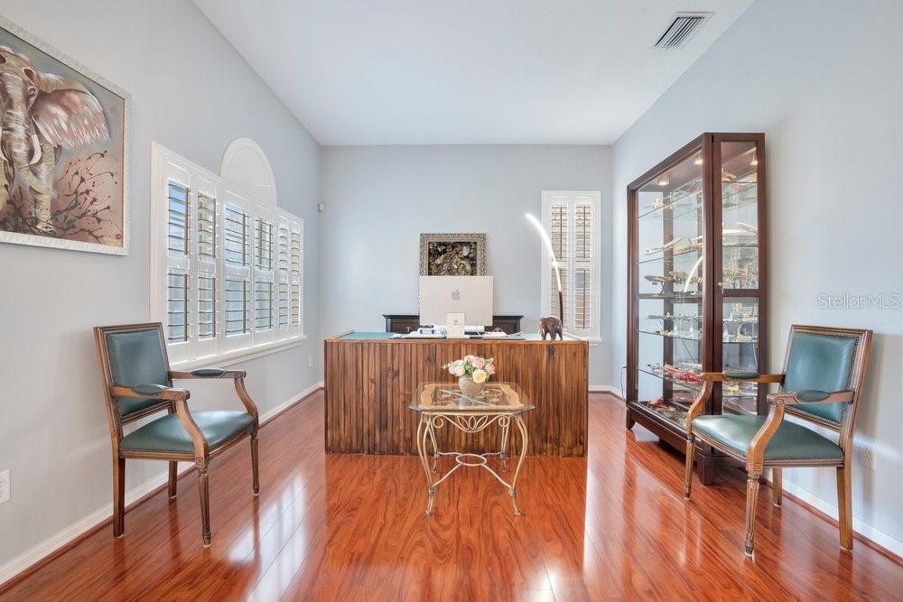 WATERS EDGE 01 - Residential