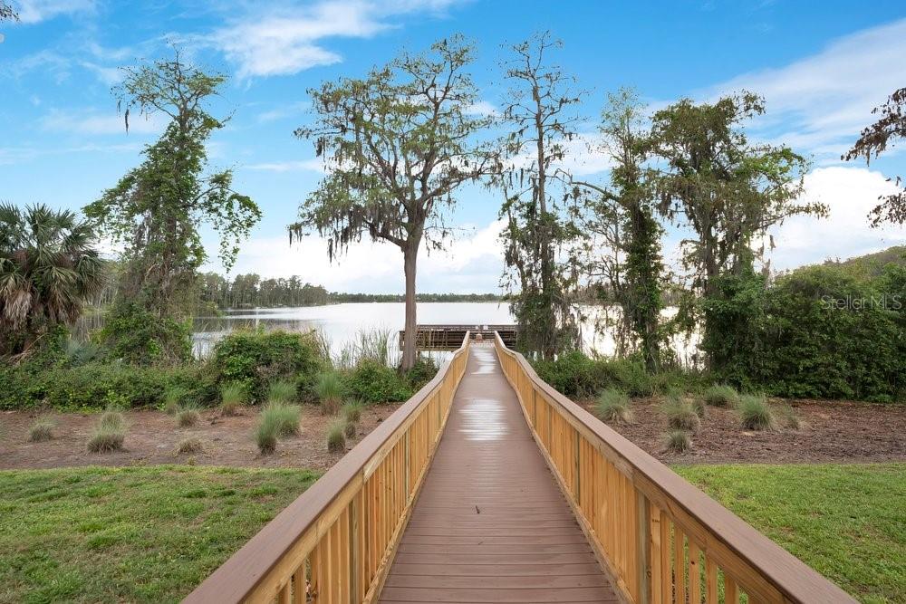 WATERS EDGE 01 - Residential