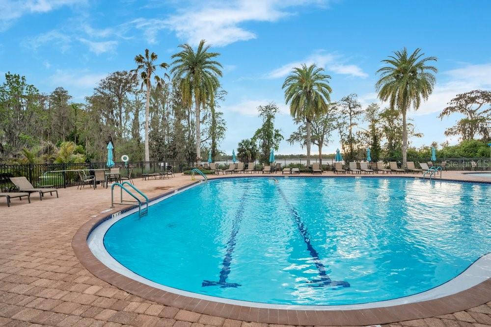 WATERS EDGE 01 - Residential