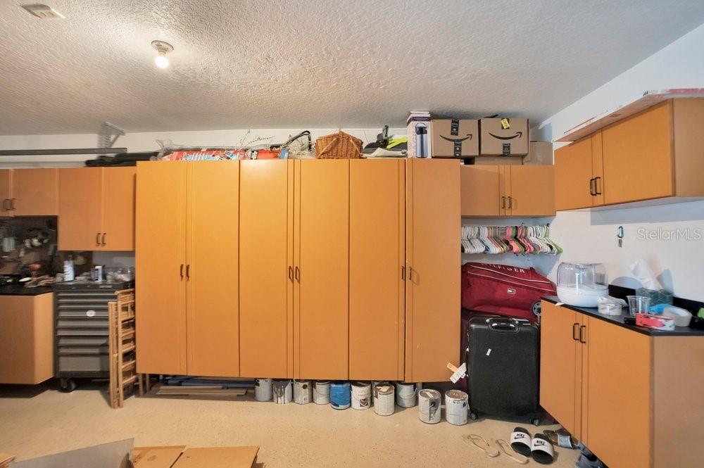 WATERS EDGE 01 - Residential