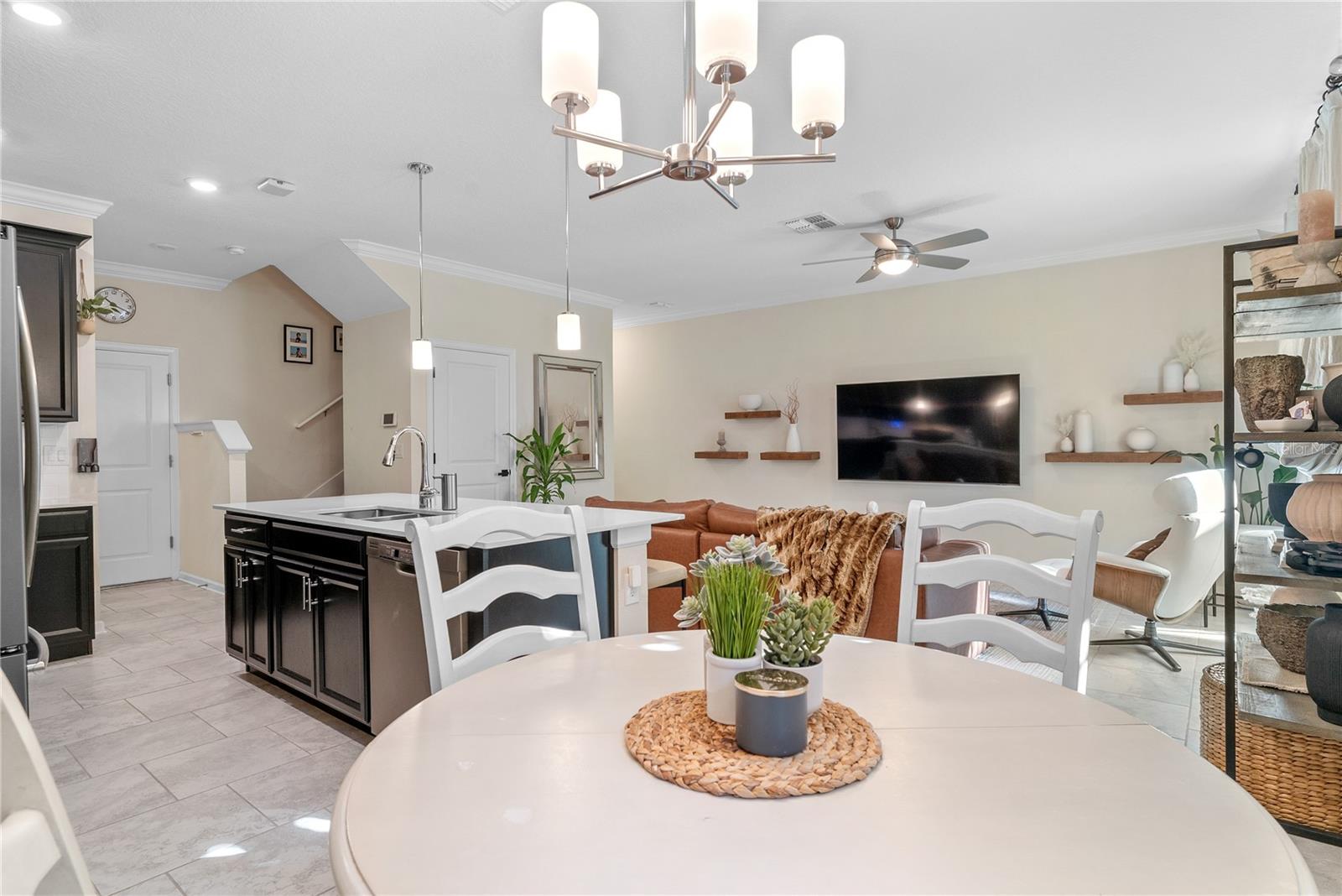 CHAMPIONSGATE VISTAS CLUSTER TH - Residential