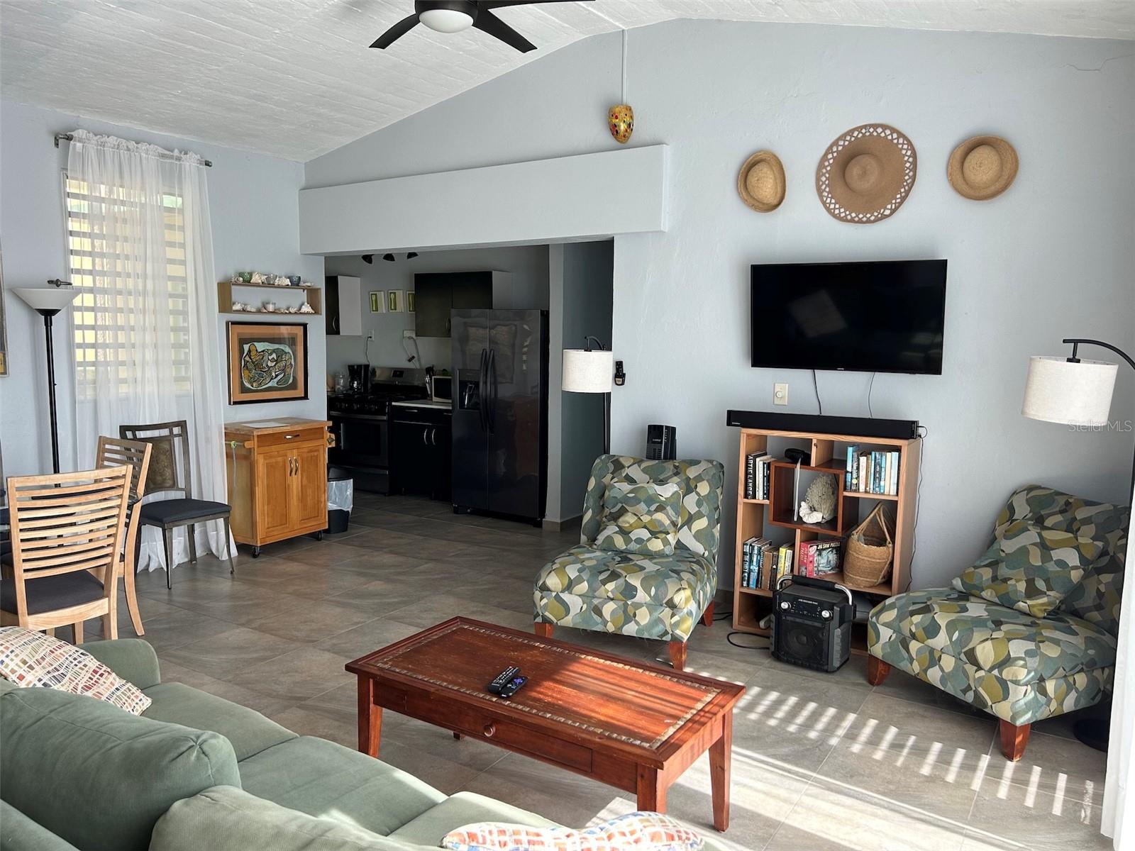 PUERTO FERRO - Residential