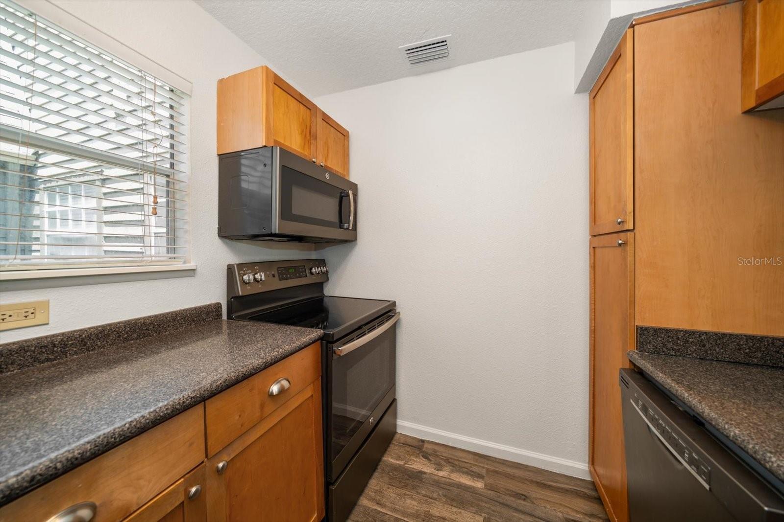 2500 WINDING CREEK BOULEVARD G303