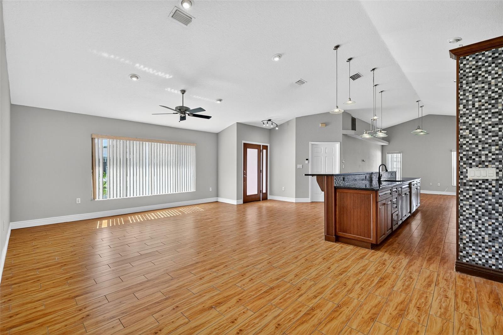 RAINTREE HARBOR SEC 02 - Residential