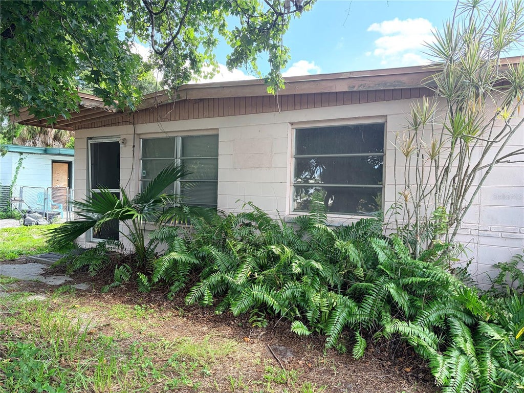 Photo of 9497 83rd Street, Seminole, FL 33777 (MLS # TB8549698)