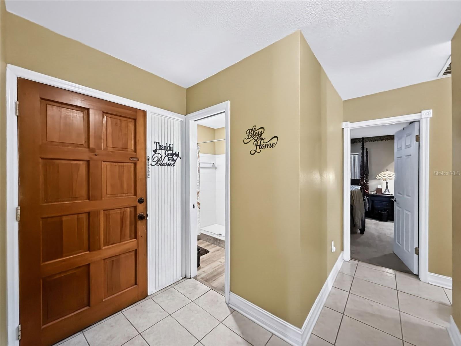 1406 HIGHVIEW ROAD
