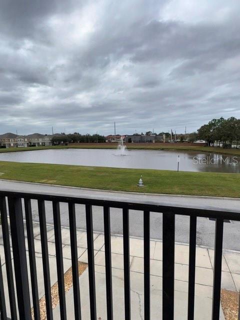 VILLAS AT ESTANCIA CONDO - Residential Lease