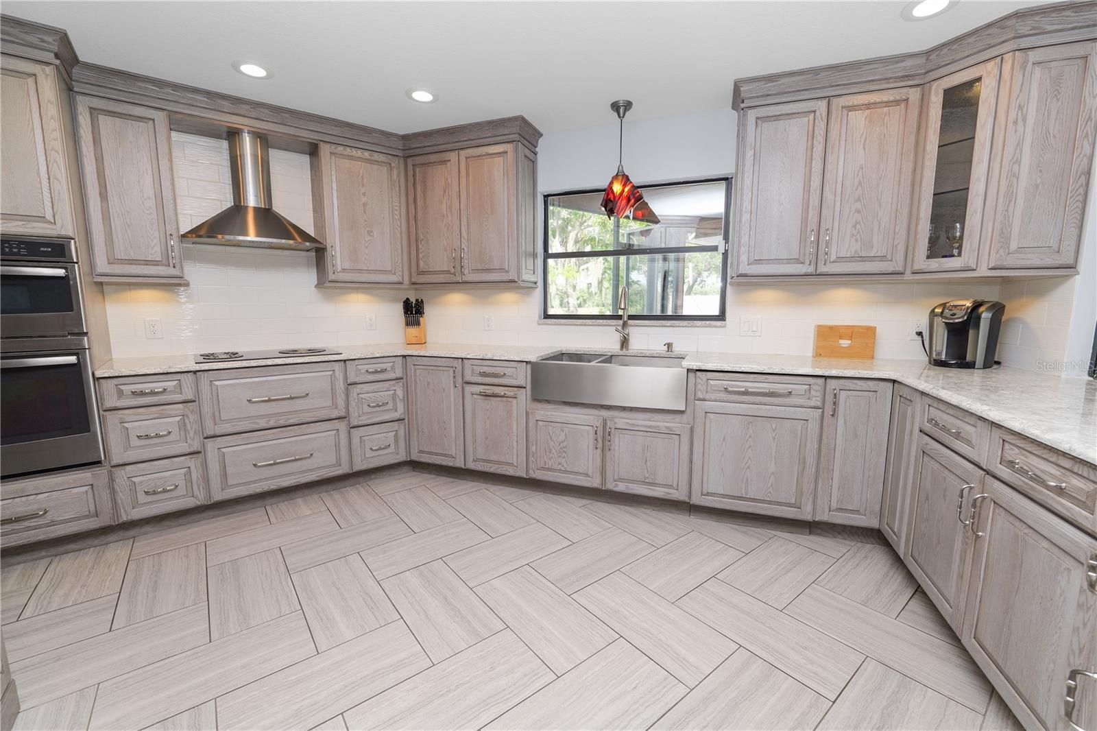 1224 RAINBROOK CIRCLE