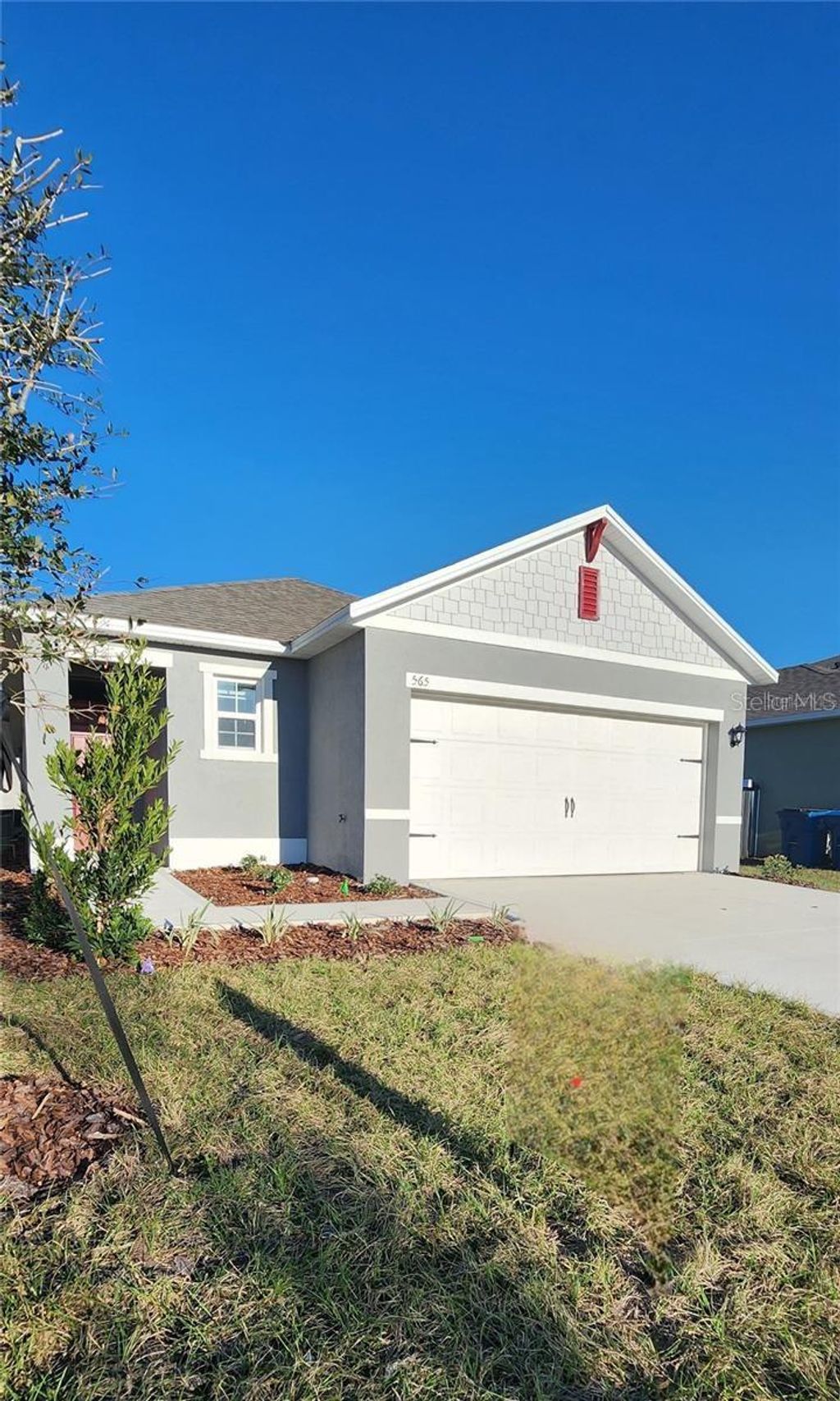 Photo of 565 Park Place Boulevard, Davenport, FL 33837 (MLS # S5138912)