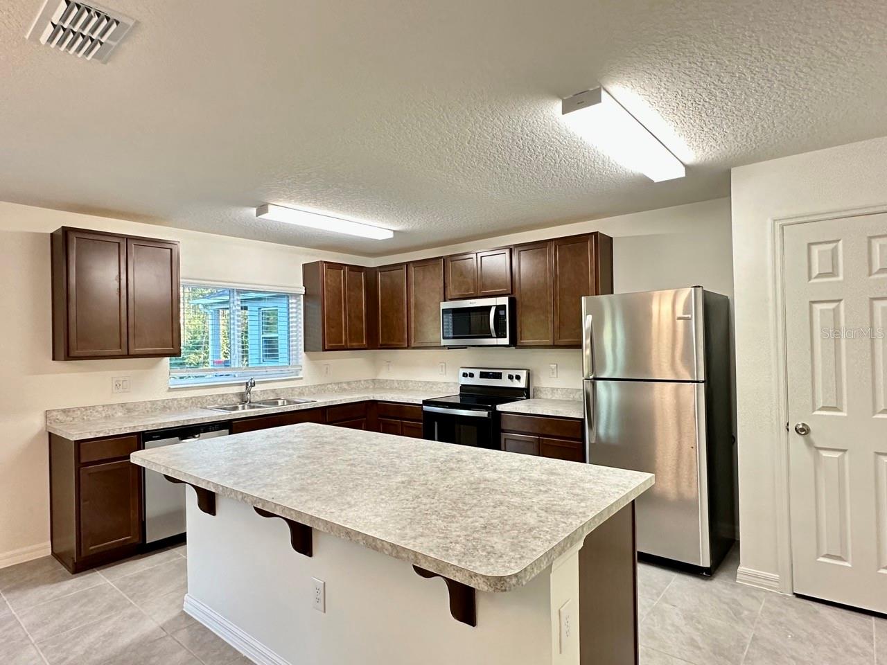 SANCTUARY PH 2 - Residential Lease