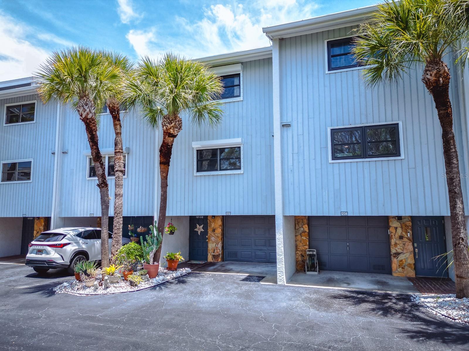 CAPRI HARBOR CONDO - Residential