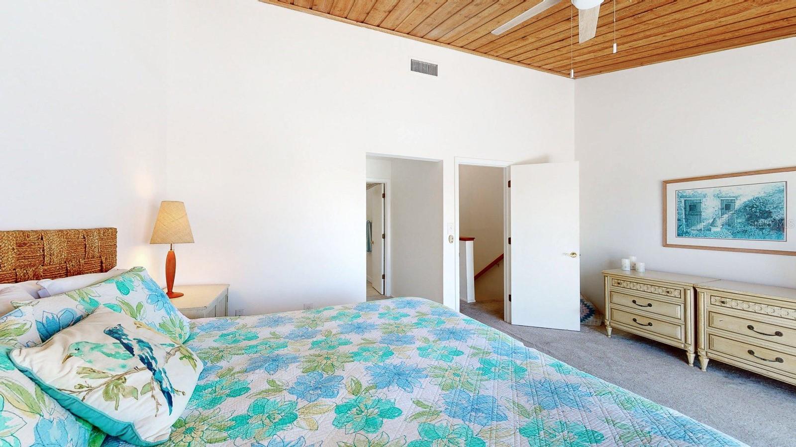 CAPRI HARBOR CONDO - Residential